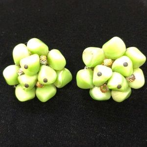 Signed Jonne Vintage (Bakelite?) clip on earrings